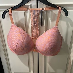 Victoria’s Secret Front close Push up bra size 38DD